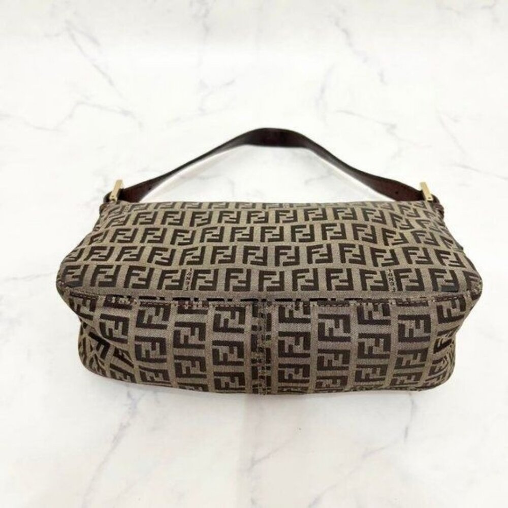 Authentic FENDI Mamma Zucca Zucchino Bucket Baguette Tan Gold Flap Bag Purse - Picture 6 of 15